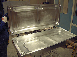 Aluminium mould for vehicle rear seat padding